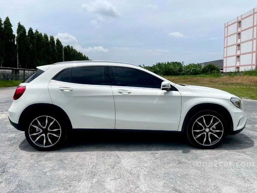 2017 Mercedes-Benz GLA200 Urban SUV