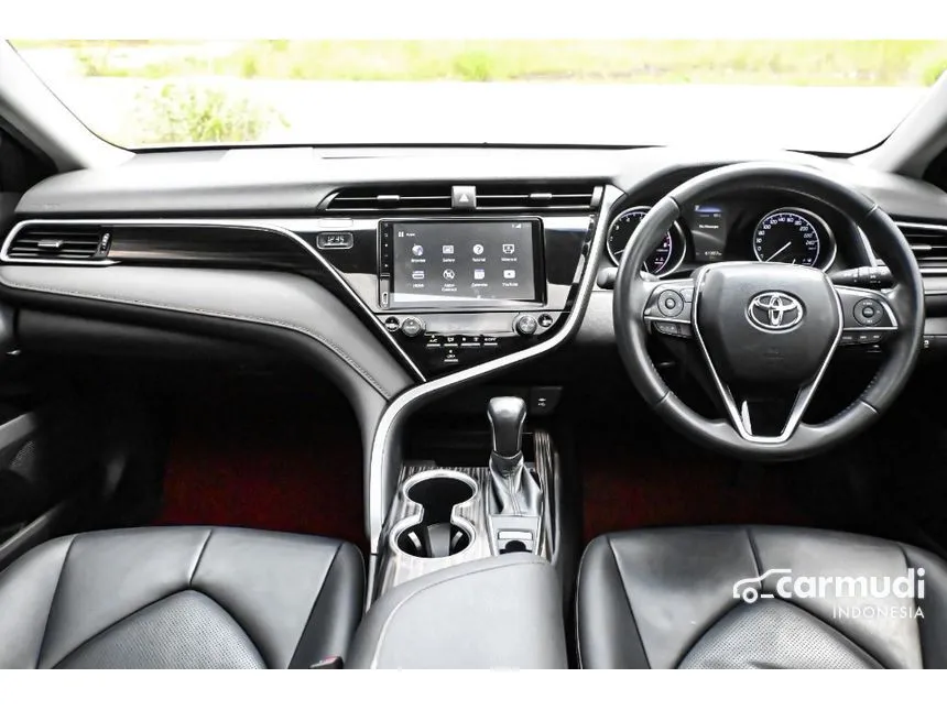 2019 Toyota Camry V Sedan