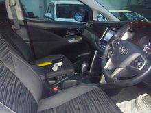 Toyota Kijang Innova 2.4 Q 2016 AT diesel , like new