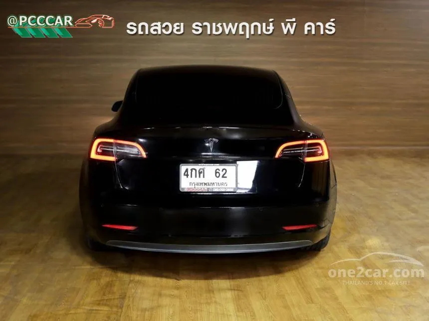 2020 TESLA Model 3 Standard Range + Sedan