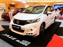 NEW Honda Jazz 1.5 V Sport Hybrid Full Spec NEW