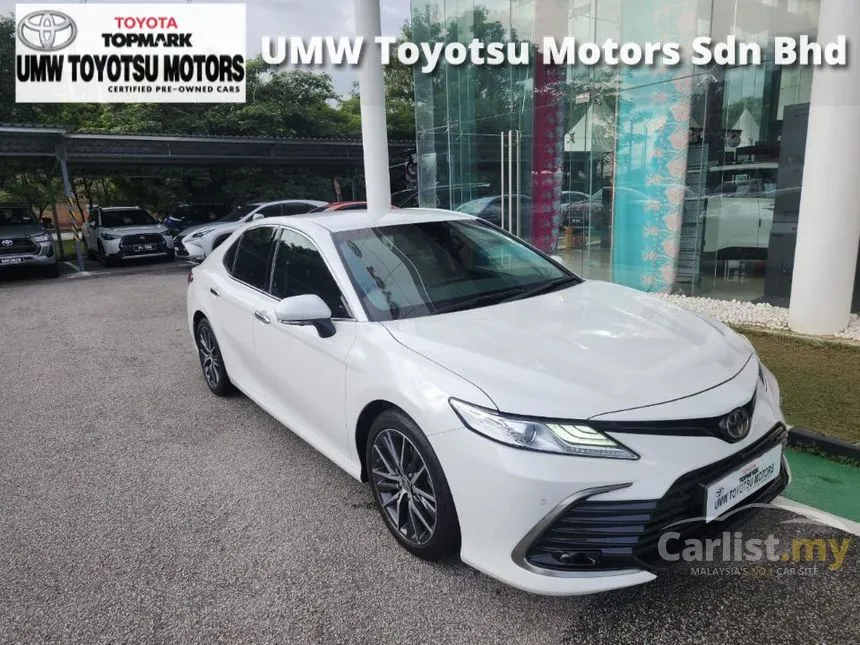 2022 Toyota Camry V Sedan