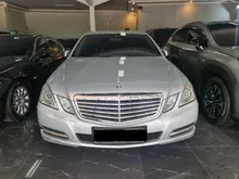 2011 Mercedes-Benz E300 3.0 Elegance Sedan