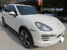 2012 Porsche Cayenne 3.6 SUV NICE NO PLATE 7700 ONE OWNER POWER BOOT ACCIDENT FREE HIGH LOAN TIP TOP CONDITION MUST VIEW