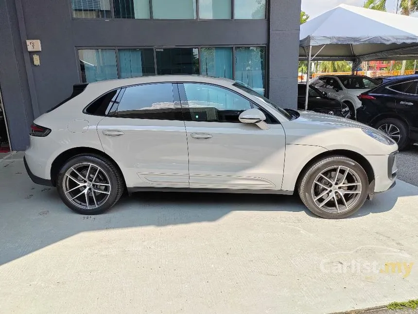 2021 Porsche Macan SUV