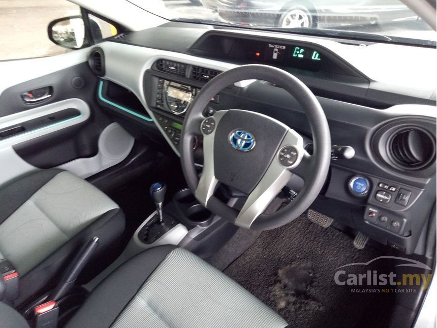 Toyota Prius C 2017 Hybrid 1 5 In Kuala Lumpur Automatic Hatchback 2017 Toyota Prius C Hybrid Hatchback