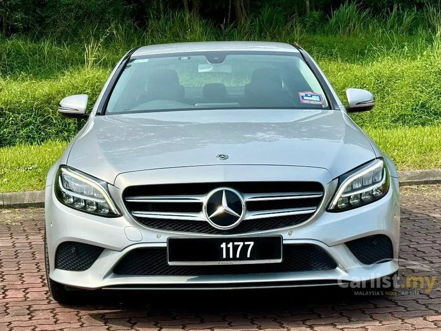 2018 Mercedes-Benz C200 Avantgarde Sedan