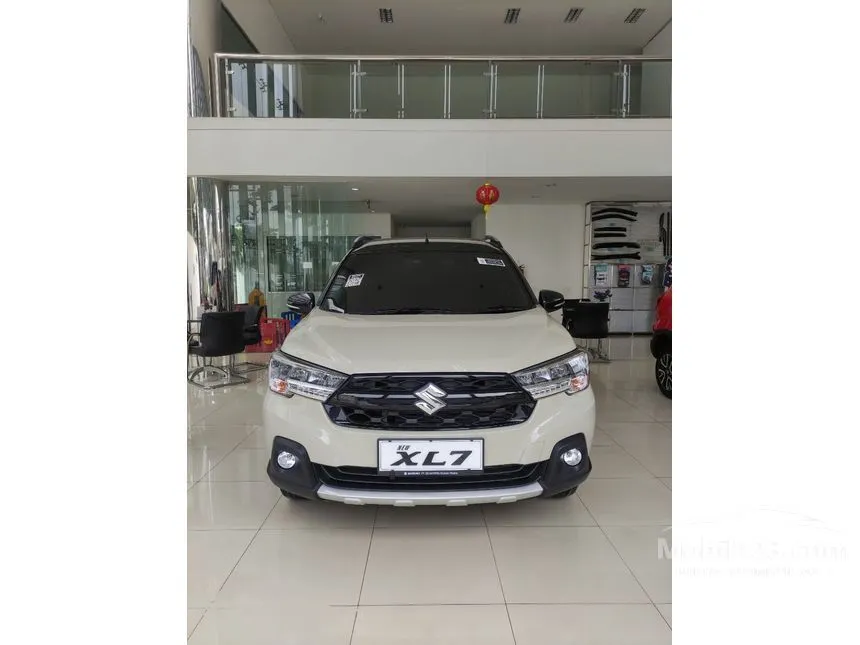 2026 Suzuki XL7 Alpha Hybrid (Two tone) SUV