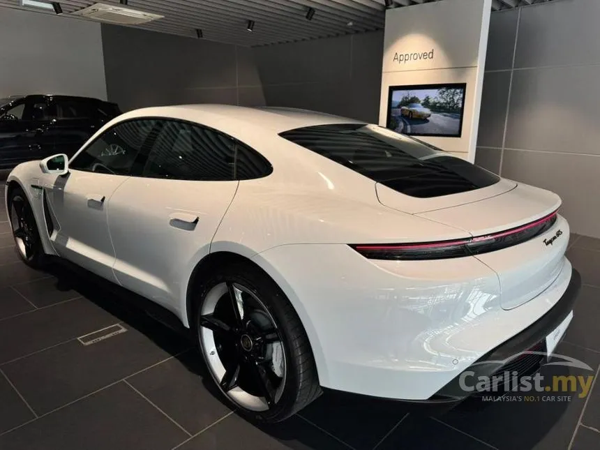 2023 Porsche Taycan GTS Sedan