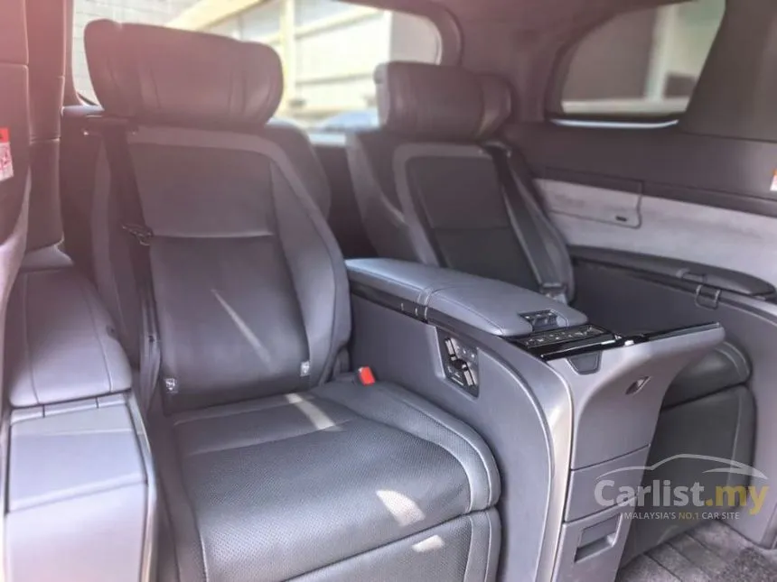 2024 Lexus LM 500h 4 Seater MPV