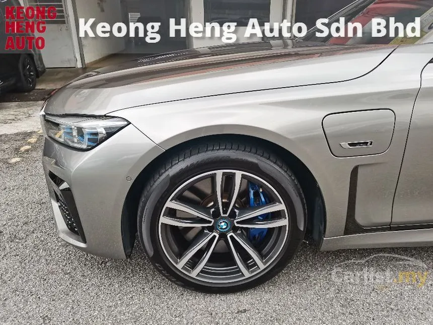 2022 BMW 740Le xDrive M Sport Sedan