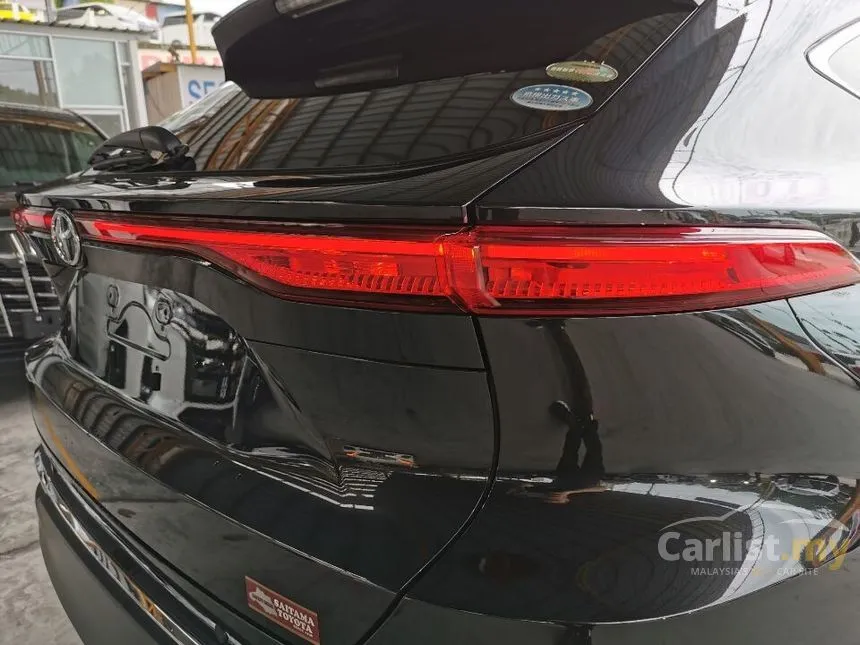 2020 Toyota Harrier Premium SUV