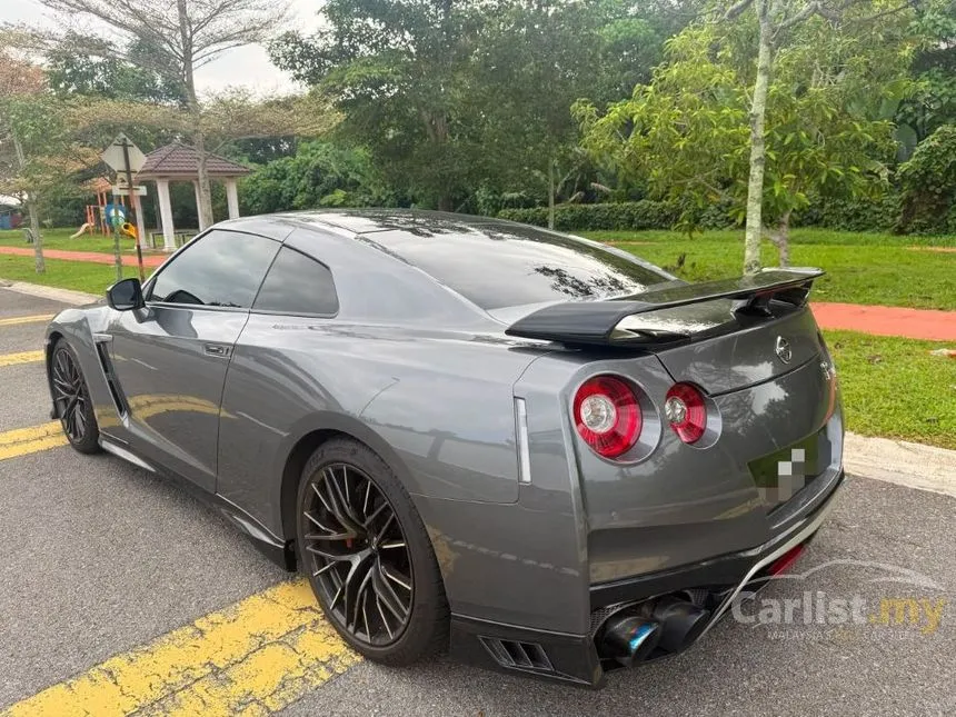 2020 Nissan GT-R Premium Edition Coupe