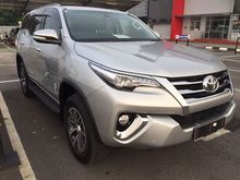 Toyota Fortuner 2.4 4X4 SUV 2019