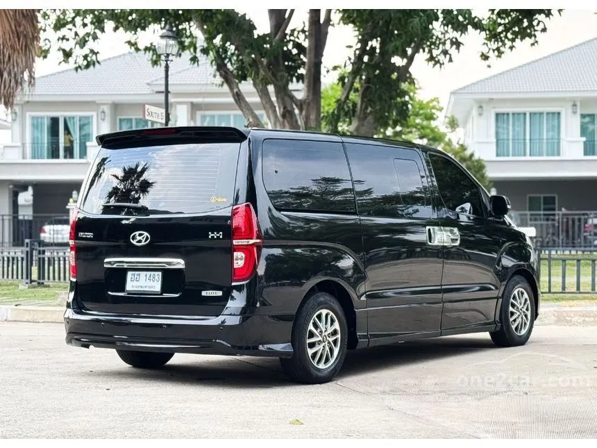2019 Hyundai H-1 Elite Van