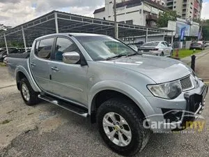 2012 Mitsubishi Triton 2.5 Dual Cab 4X4 Pickup