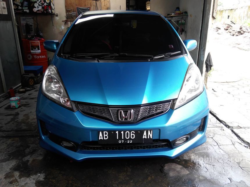 Jual Mobil Honda Jazz 2012 Rs 1 5 Di Yogyakarta Automatic Hatchback Biru Rp 152 500 000 6505515 Mobil123 Com