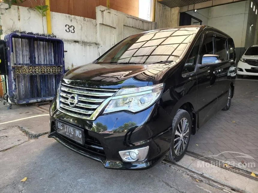 Jual Mobil Nissan Serena 2015 Highway Star 2.0 di Jawa Timur Automatic MPV Hitam Rp 185.000.000