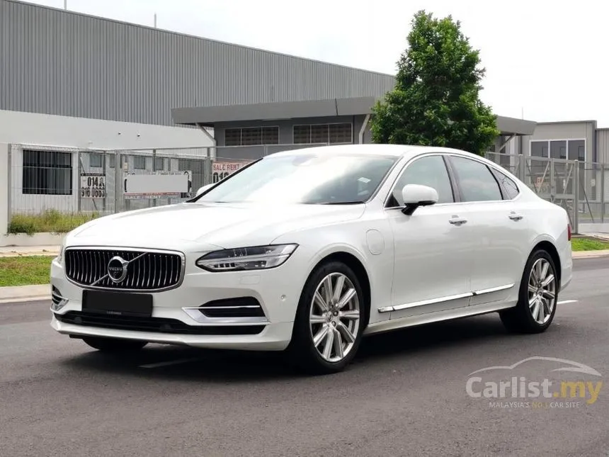2019 Volvo S90 T8 Inscription Plus Sedan