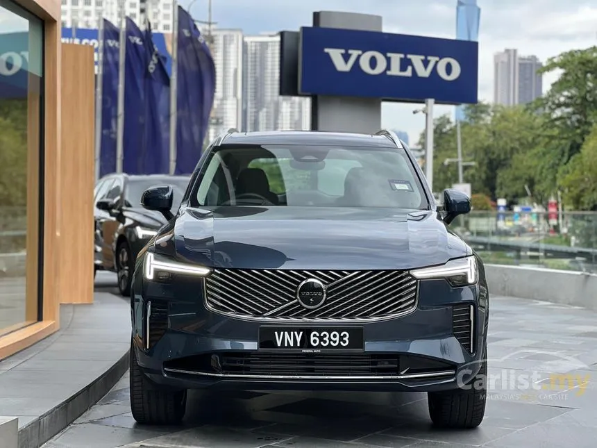 2025 Volvo XC90 Ultra T8 PHEV SUV