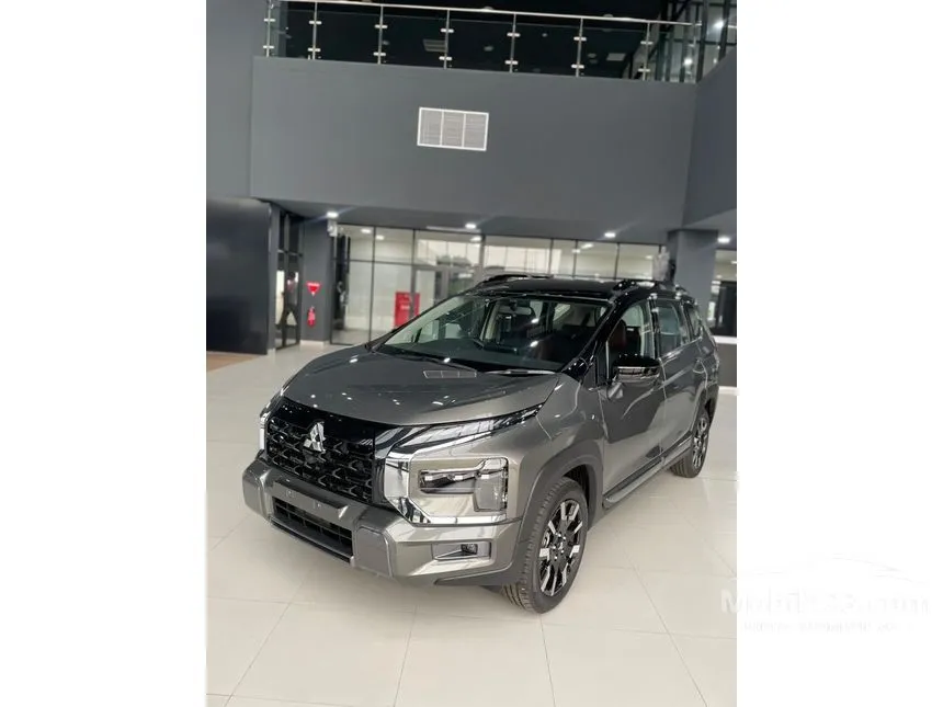 2026 Mitsubishi Xpander Cross Premium (Green Bronze Metallic Two Tone) MPV