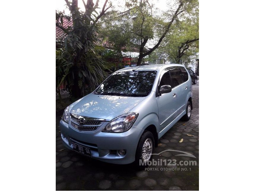 2010 Daihatsu Xenia Li DELUXE+ MPV