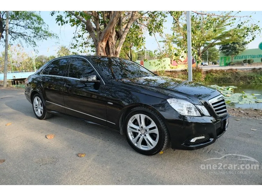 2010 Mercedes-Benz E250 Elegance CDI BlueEFFICIENCY Sedan