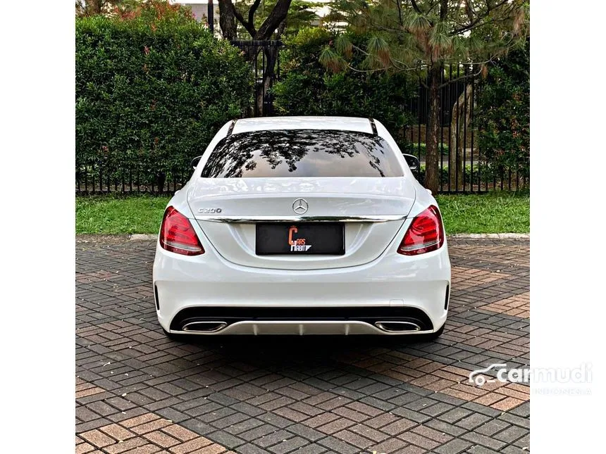 2018 Mercedes-Benz C200 AMG Sedan