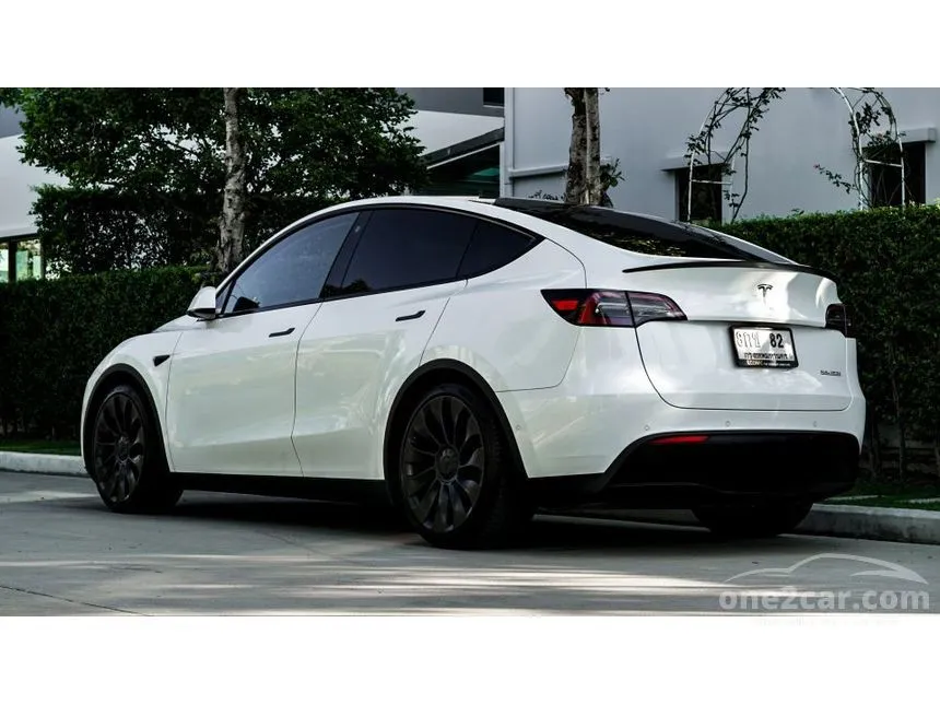 2024 TESLA Model Y Performance SUV
