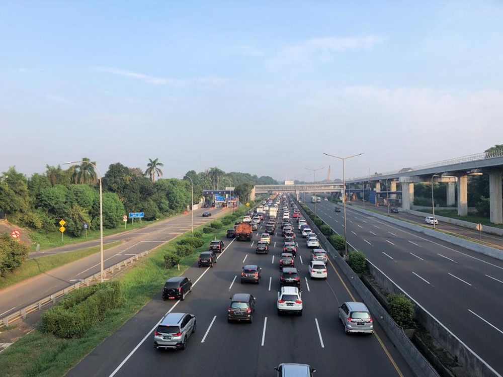 PSBB Transisi Dimulai, Jalanan Jakarta Kembali Ramai