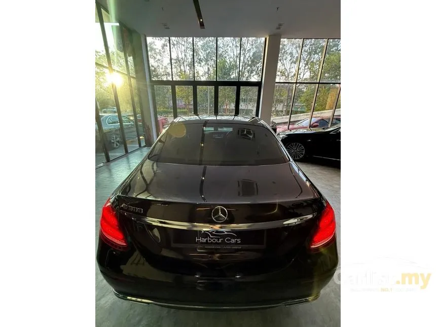 2019 Mercedes-Benz E300 Exclusive Line Sedan