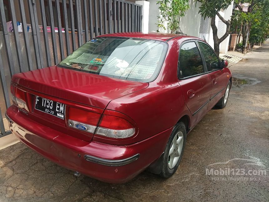 2002 Ford Lynx Ghia Sedan