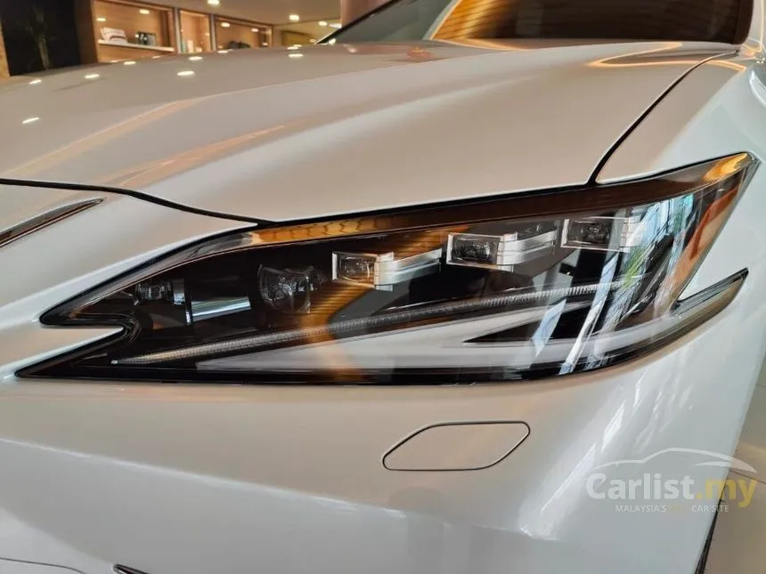 2024 Lexus ES250 Luxury Sedan