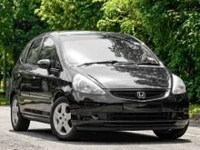 [CLEARANCE OFFER] 2004 Honda Jazz 1.3 Hatchback