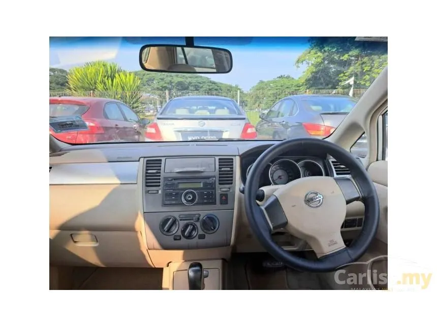 2011 Nissan Latio ST Sedan