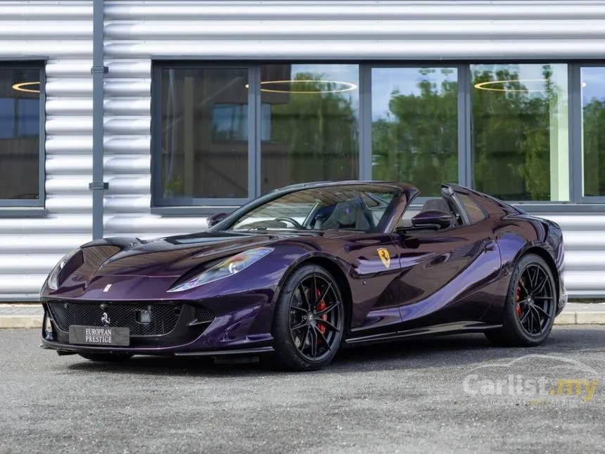 2021 Ferrari 812 Superfast Coupe