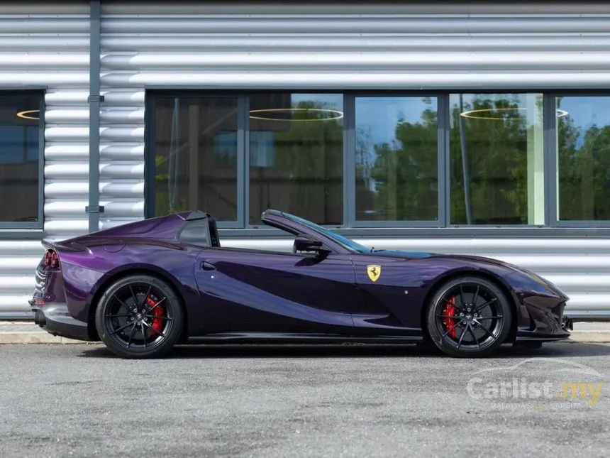 2021 Ferrari 812 Superfast Coupe