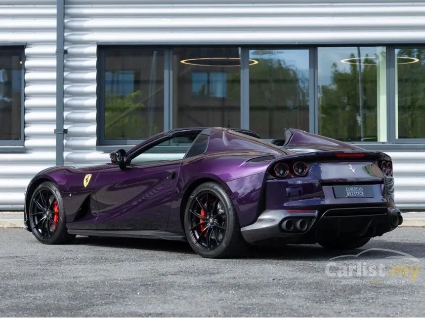 2021 Ferrari 812 Superfast Coupe