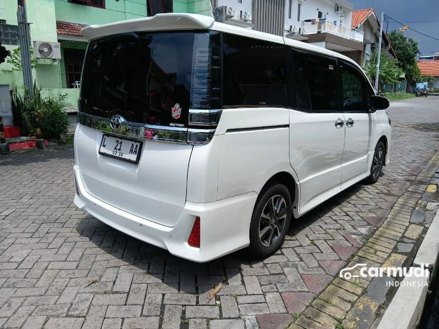 2017 Toyota Voxy MPV