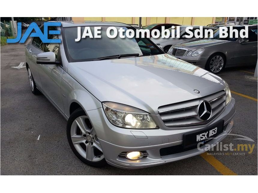 Mercedes-Benz C230 2009 Avantgarde 2.5 in Selangor 