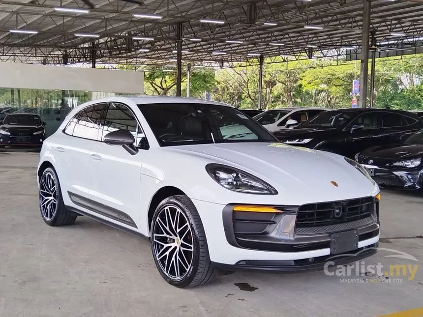 2022 Porsche Macan SUV