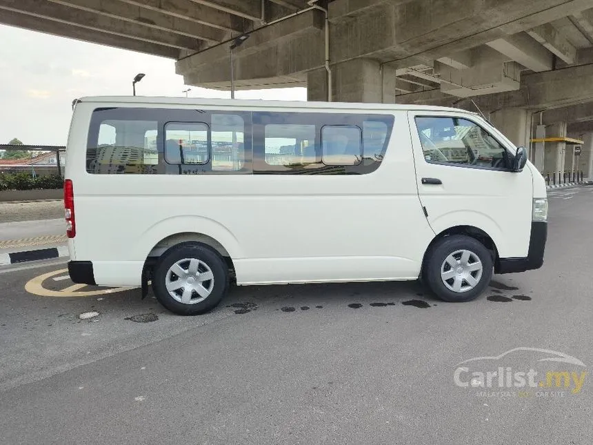 2022 Toyota Hiace Panel Van