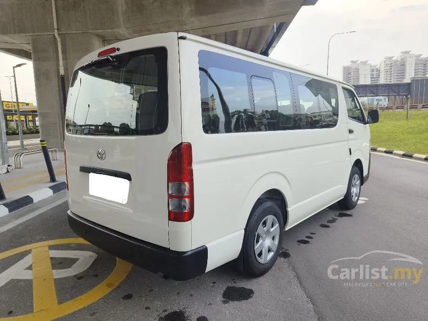 2022 Toyota Hiace Panel Van