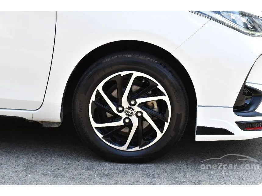 2021 Toyota Yaris Ativ Sport Sedan