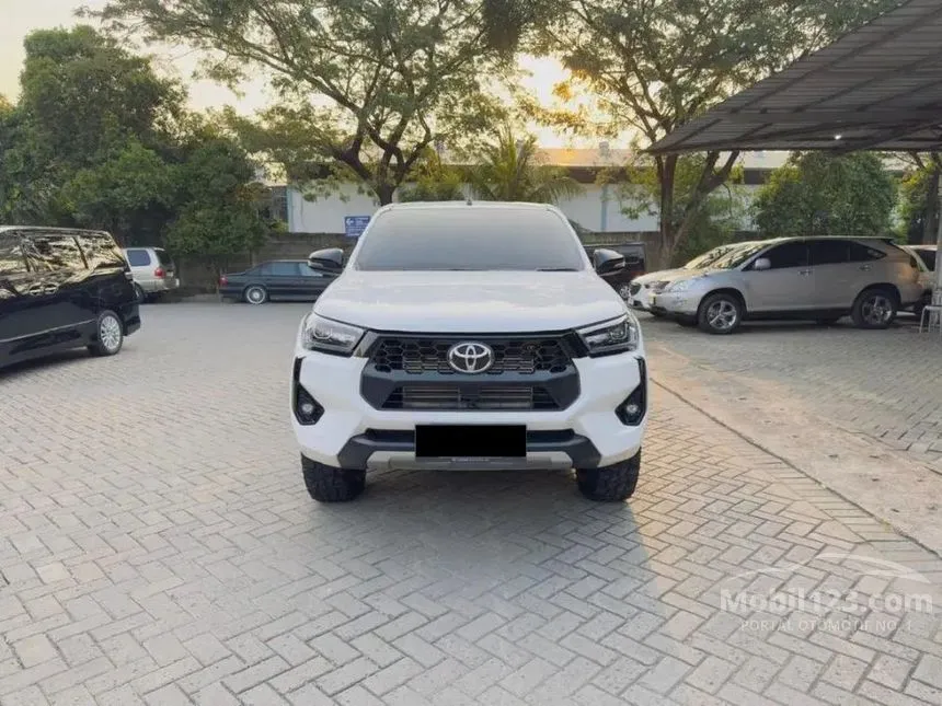 2024 Toyota Hilux V Double Cab 4X4 Pickup