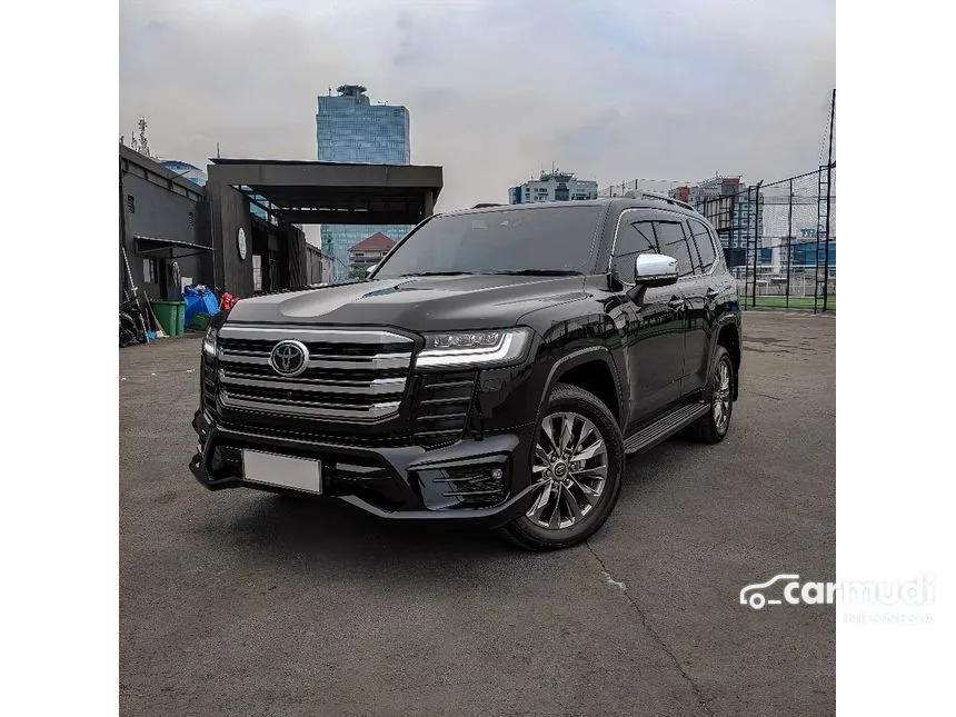 2024 Toyota Land Cruiser 300 VX-R SUV