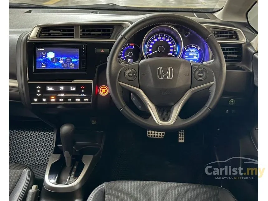 2017 Honda Jazz V Hatchback