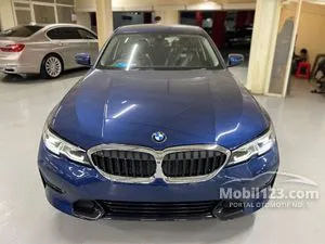 2022 BMW 320i 2.0 Sport Sedan Ready Stock
