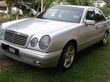 1997 Mercedes-Benz E200 2.0 Avantgarde Sedan