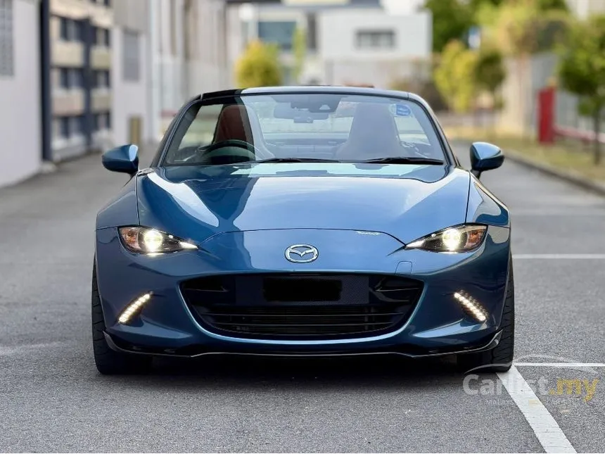 2019 Mazda Roadster S Convertible